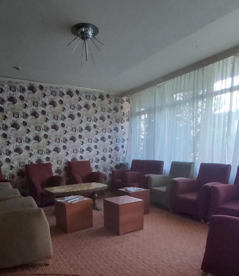 In Hotel Hajduszoboszlo Ngoại thất bức ảnh